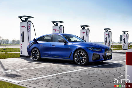 BMW i4, trois quarts avant