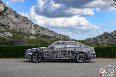 BMW i5 profile