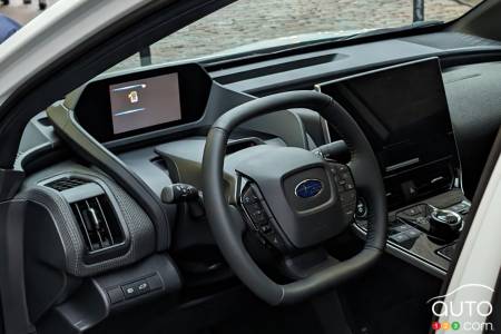 2024 Subaru Solterra, new steering wheel