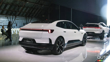 Polestar 4, rear (windowless!)