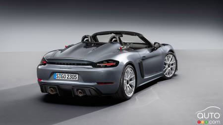 Design of 2024 Porsche 718 Spyder RS