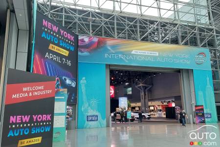 2023 New York Auto Show, before Friday's crowds