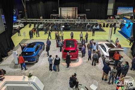 Des modèles VinFast au Salon du véhicule électrique de Montréal 2024