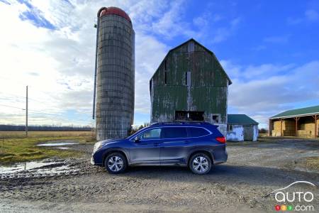 Subaru Ascent 2023 - De côté