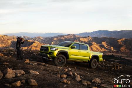 2022 Toyota Tacoma TRD Pro, three-quarters front