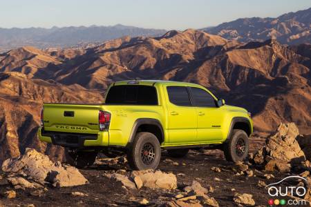 2022 Toyota Tacoma TRD Pro, three-quarters rear