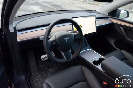 2022 Tesla Y Performance - Steering Wheel, dashboard