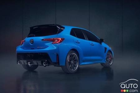 Arrière de la Toyota GR Corolla Édition Circuit 2024