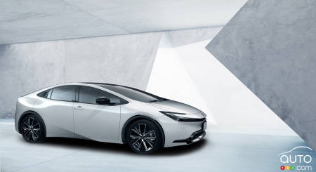 2023 Toyota Prius (Europe) - Light grey
