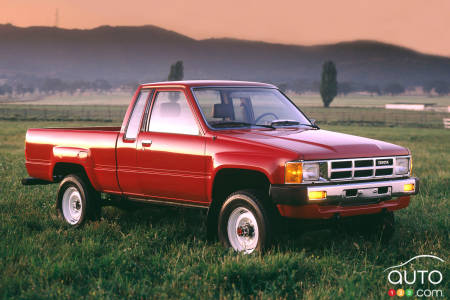 Toyota truck, three-quarters front