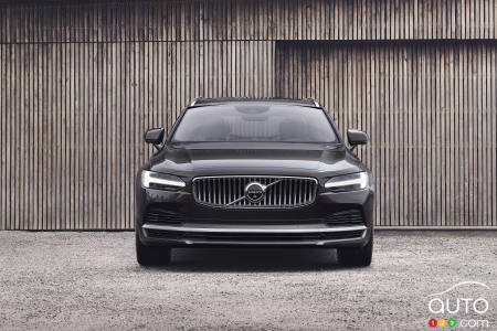 2022 Volvo S90 Recharge - Front