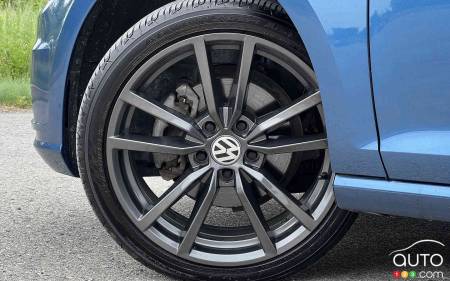 Yokohama ADVAN Advan Sport A/S