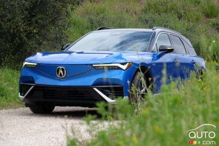 The 2024 Acura ZDX Type S, front grille