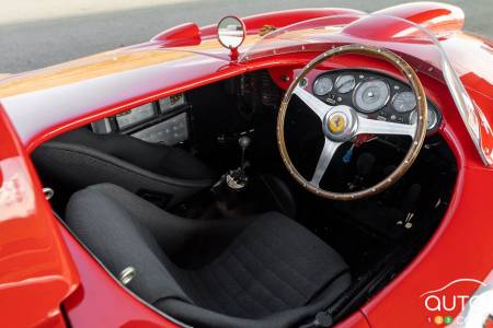 The 1955 Ferrari 410 Sport Spider, interior