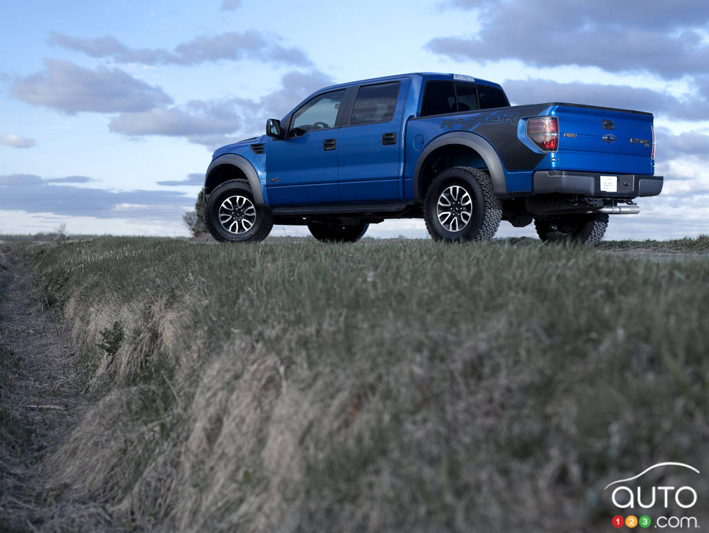 Ford F-150 SVT Raptor SuperCrew 2012