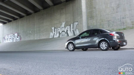 2012 Mazda3 GS-SKY Review