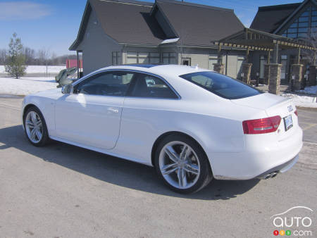 2012 Audi S5 coupe Review