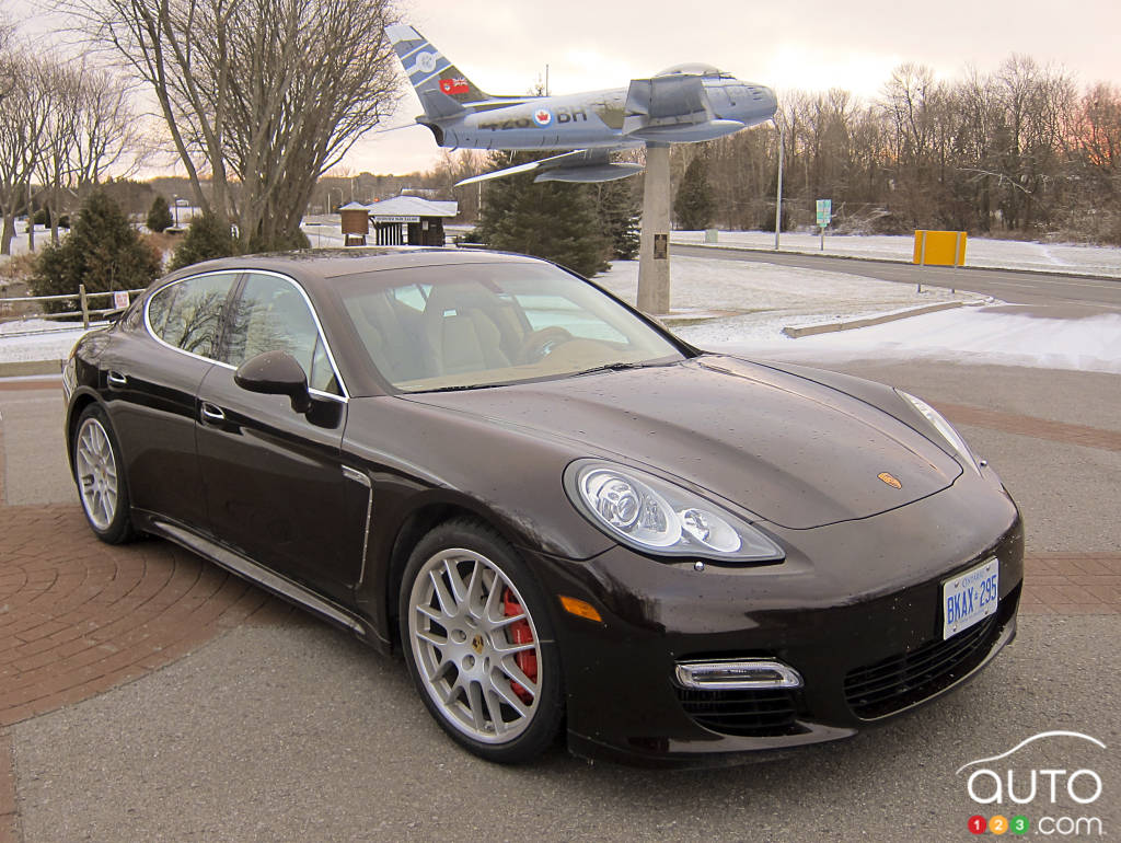 Porsche Panamera Turbo S 2012