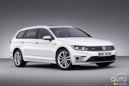 World premiere of Volkswagen Passat GTE plug-in hybrid