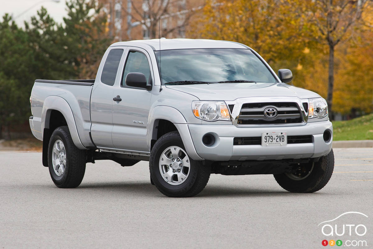 Toyota recalls 790,000 Tacomas worldwide
