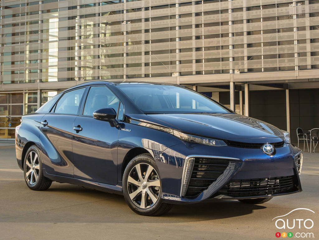 Toyota Mirai 2016
