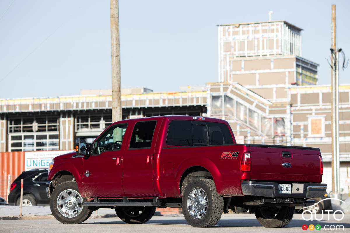 Ford F-250 Lariat 4x4 2015 : essai routier