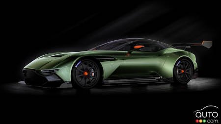 New York 2015: débuts nord-américains pour l’Aston Martin Vulcan