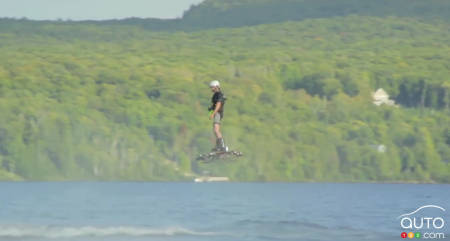 Canadian man flies on hoverboard, breaks record (video)