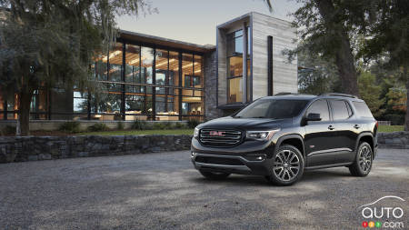 Detroit 2016: GMC Acadia is redesigned for 2017