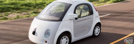 Apple, Google making progress on self-driving cars, Daimler's Zetsche says