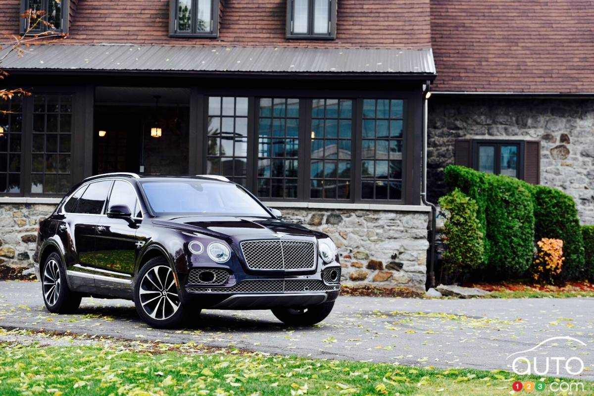 Bentley Bentayga super-luxury SUV meets Auto123.com!