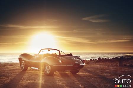 Los Angeles 2016: Jaguar XKSS prototype is a stunning blast from the past (video)
