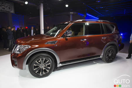 Nissan Previews 2017 Nissan Armada at Chicago Auto Show