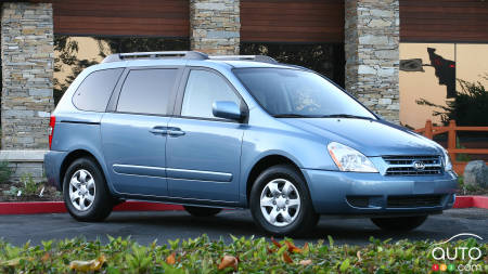 Kia Sedona recalled in Canada, 2006-2012 models are affected