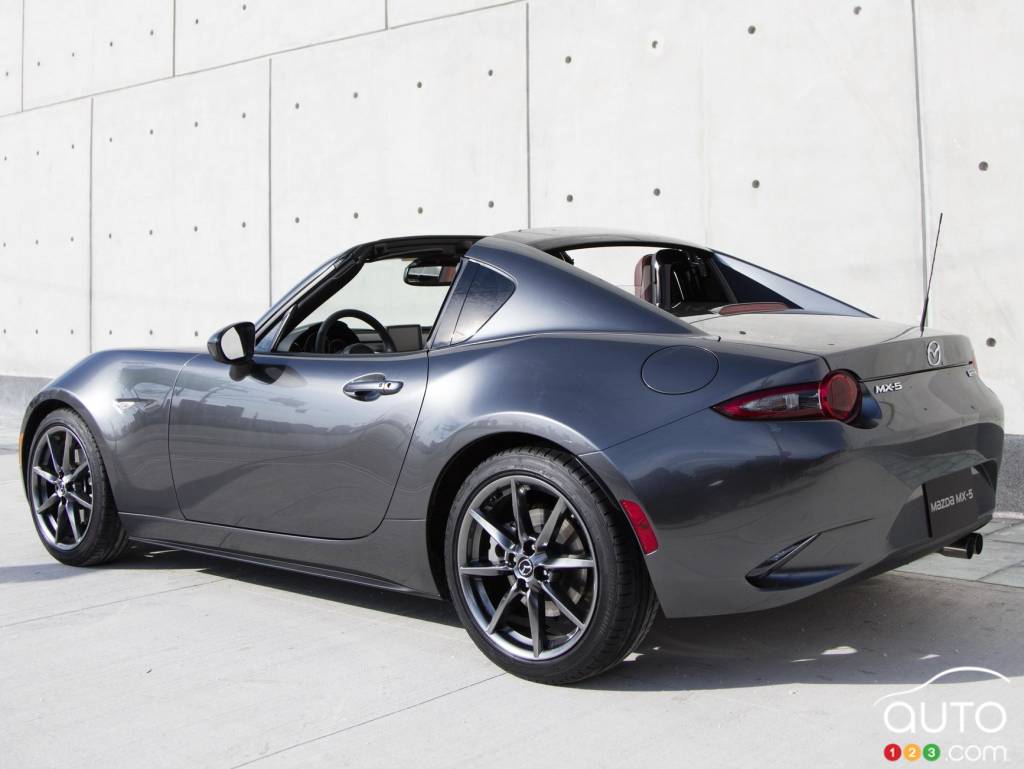 La nouvelle Mazda MX-5 RF 2017