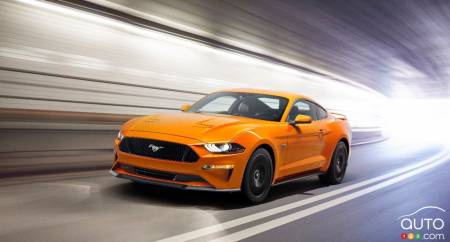 New 2018 Ford Mustang unveiled in Los Angeles with no V6 (photos and video)