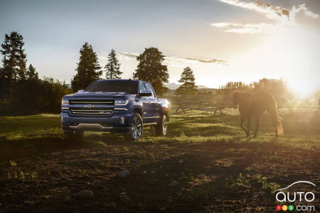 Chevrolet Silverado Centennial Edition Goes to World Series MVP