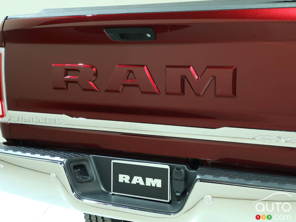 2017 Ram 2500 Limited with body-coloured lettering on the tailgate