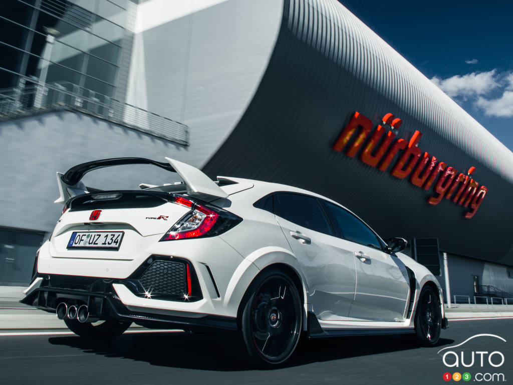 La nouvelle Honda Civic Type R, la plus rapide voiture à traction sur le Nürburgring.