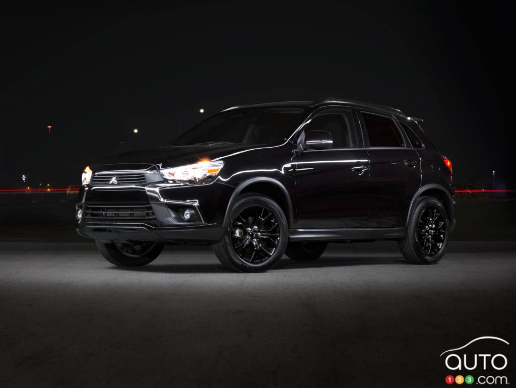 2017 Mitsubishi RVR Black Edition
