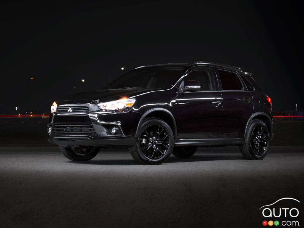 Mitsubishi RVR Black Edition 2017