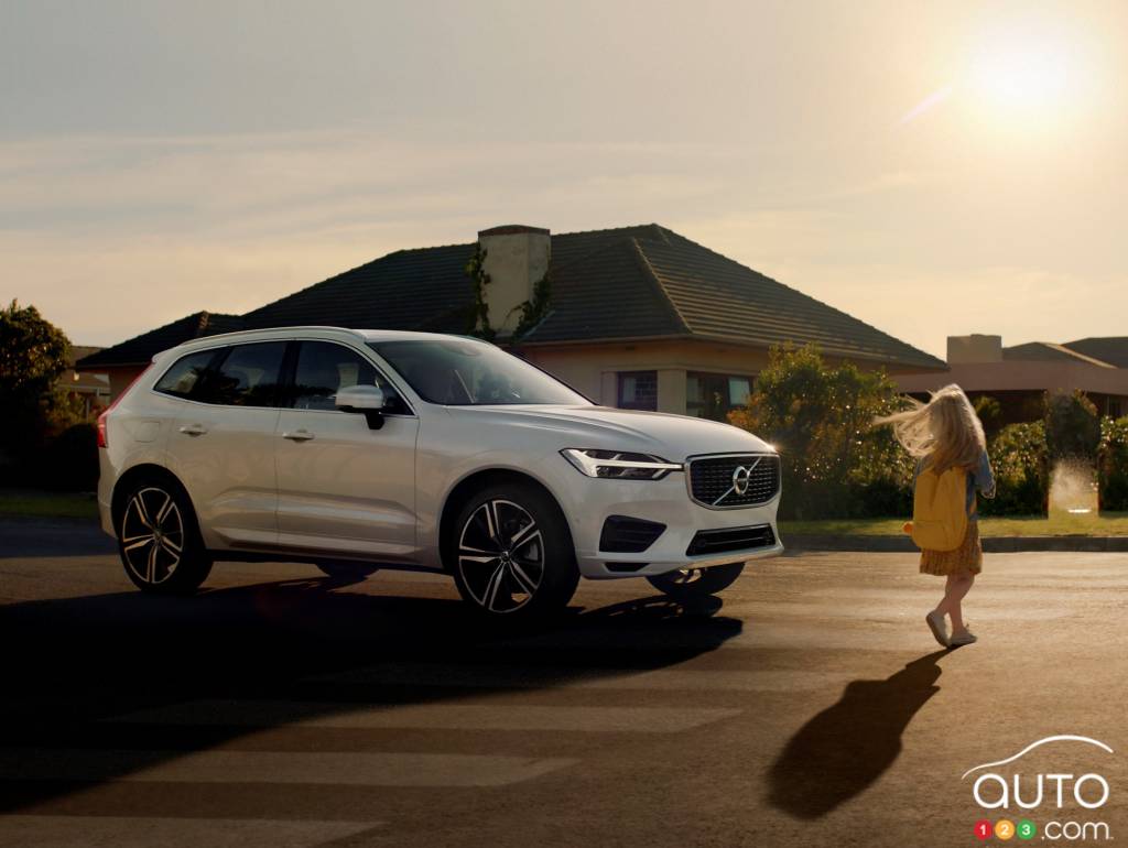 The 2018 Volvo XC60 features autonomous emergency braking