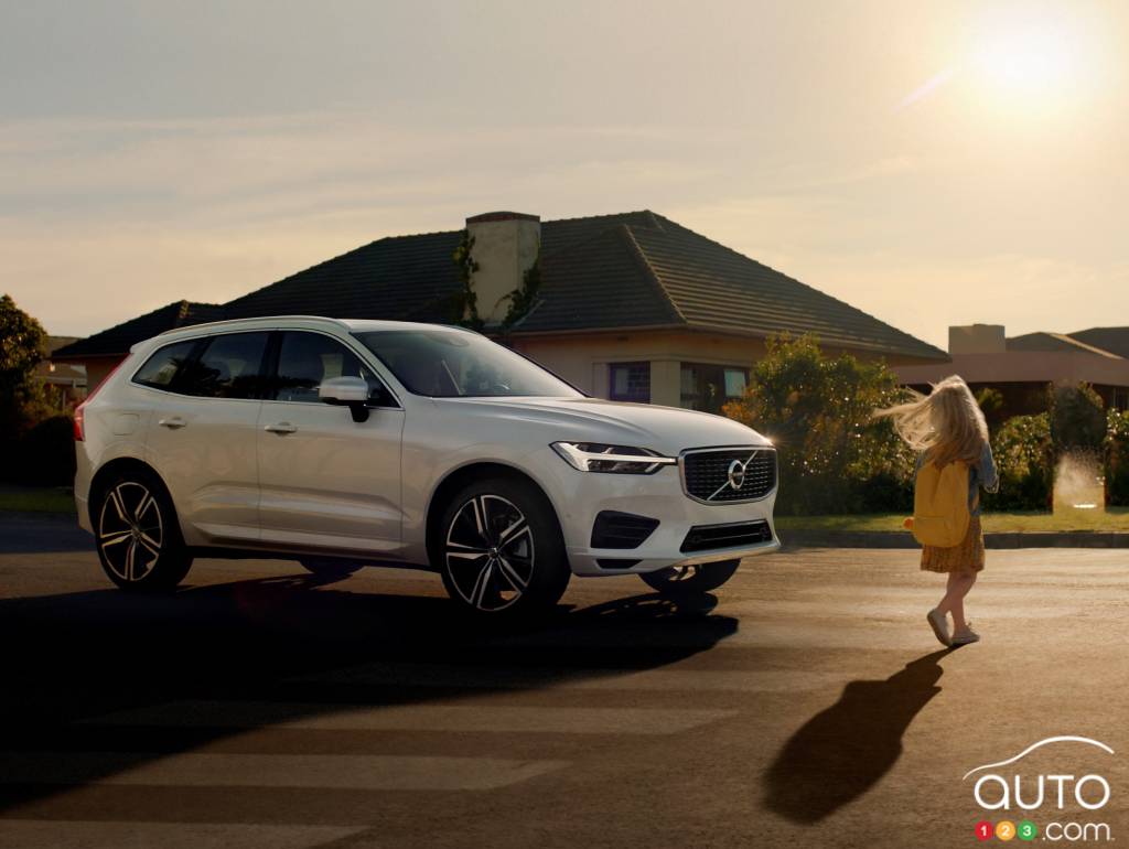 Le Volvo XC60 2018 possède un système de freinage d'urgence automatique