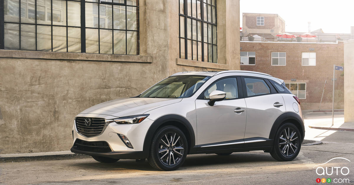 Le Mazda CX-3 2018 ajoute une boîte manuelle et descend sous les 20 000 $