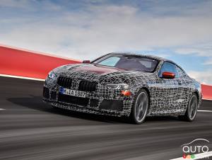 BMW teste la Série 8 et pulvérise un record de drift avec la M5
