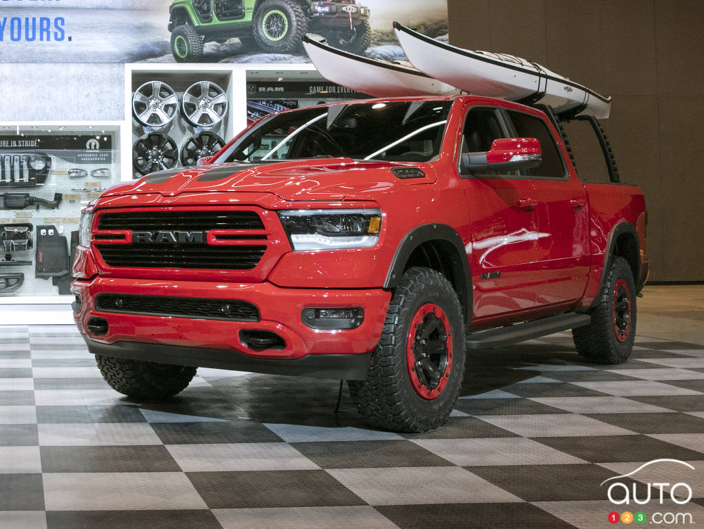 Ce Ram 1500 2019 modifié est une vedette de FCA à Chicago