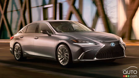 First images of Lexus ES Released