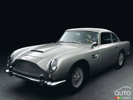 Aston Martin va offrir 25 reproductions de la célèbre DB5 de James Bond