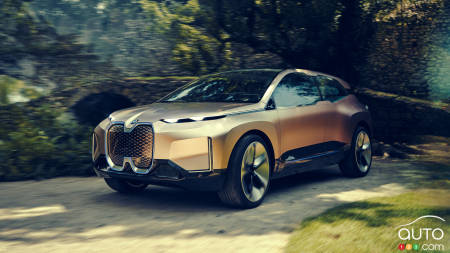 BMW dévoile son VUS électrique à conduite autonome, le Vision iNext