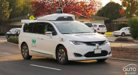 Locals Attacking Self-Driving Cars in Arizona Town